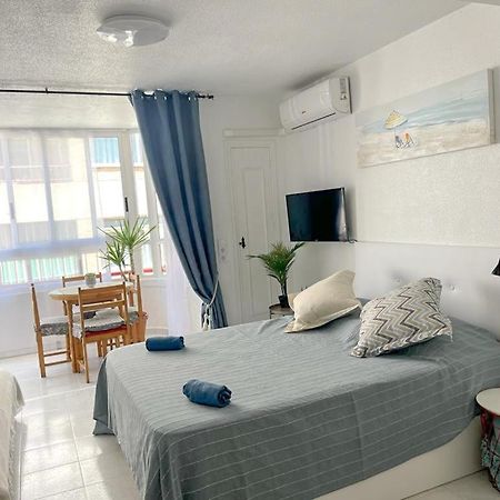 Studio Flat 150M Away From Beach Torrevieja Kültér fotó