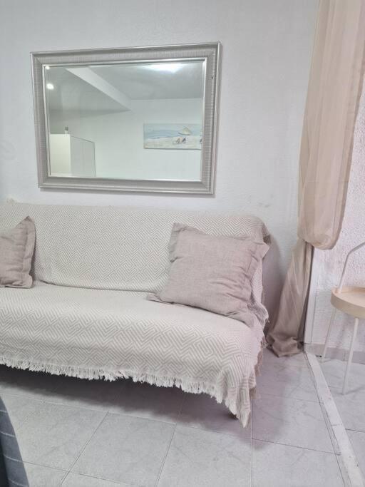 Studio Flat 150M Away From Beach Torrevieja Kültér fotó