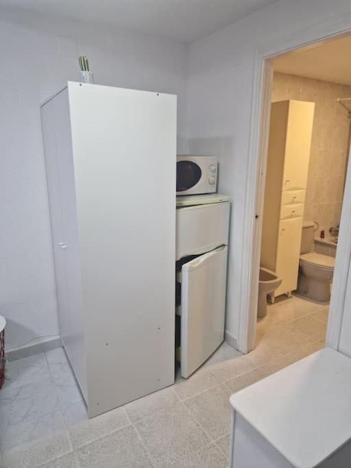 Studio Flat 150M Away From Beach Torrevieja Kültér fotó